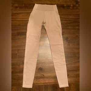 Alphalete Alphalux Pocket‎ Leggings Women’s Medium Tan